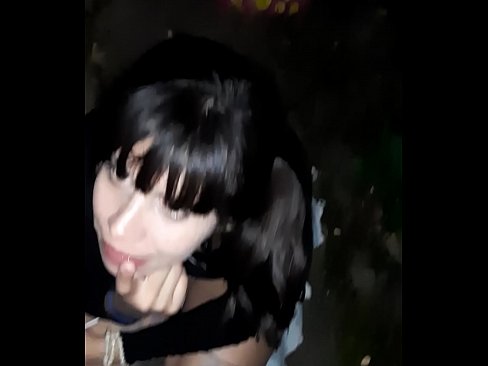 ❤️ Kadulla turvonneen peniksen vastineeksi karkkia ❤️ Anaalivideo at fi.my-hentai-gallery.ru